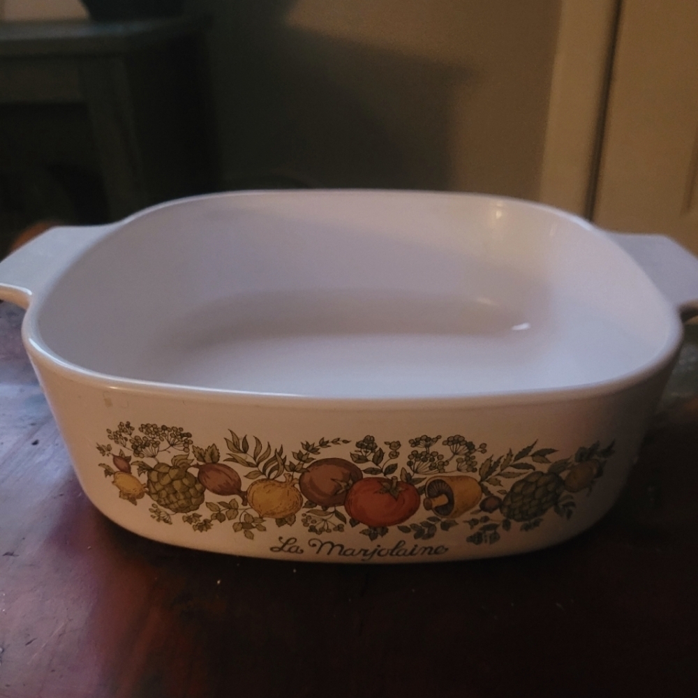 Corning Ware La Marjolaine Spice of Life Bake Dish A-2-B 2 Quart 2 Liter, no lid